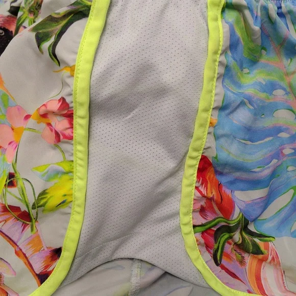 NIKE DRI-FIT 🦜 PARROT MARGARITAVILLE TROPICAL RUNNING SHORTS WOMEN'S SIZE LARGE - Picture 7 of 8